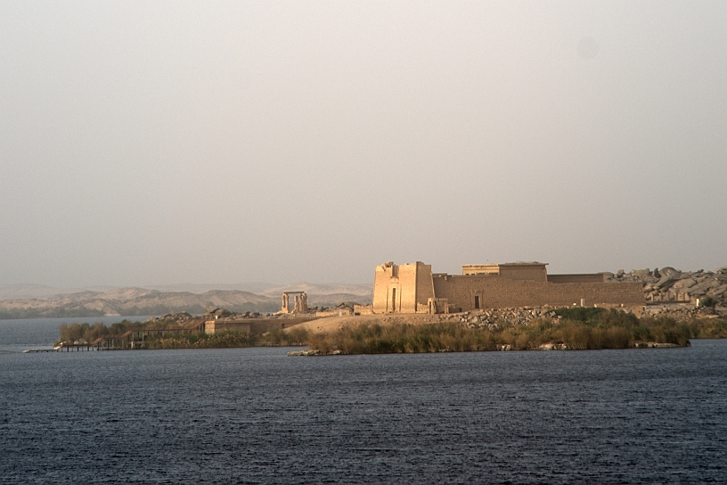 01 MAK_6429.jpg - Il tempio, che era sull’isola di Philae, nel 1977 è stato trasferito sull’isola di Agilkia.